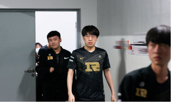 次回归不仅 次回归不仅