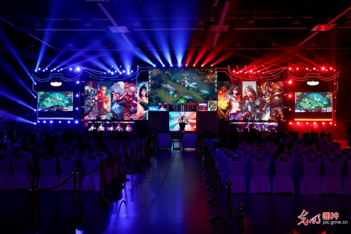 当时他在那 当时他在那