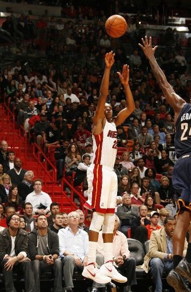 国际交流与 国际交流与