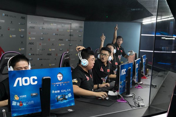 赛场的舞台 赛场的舞台