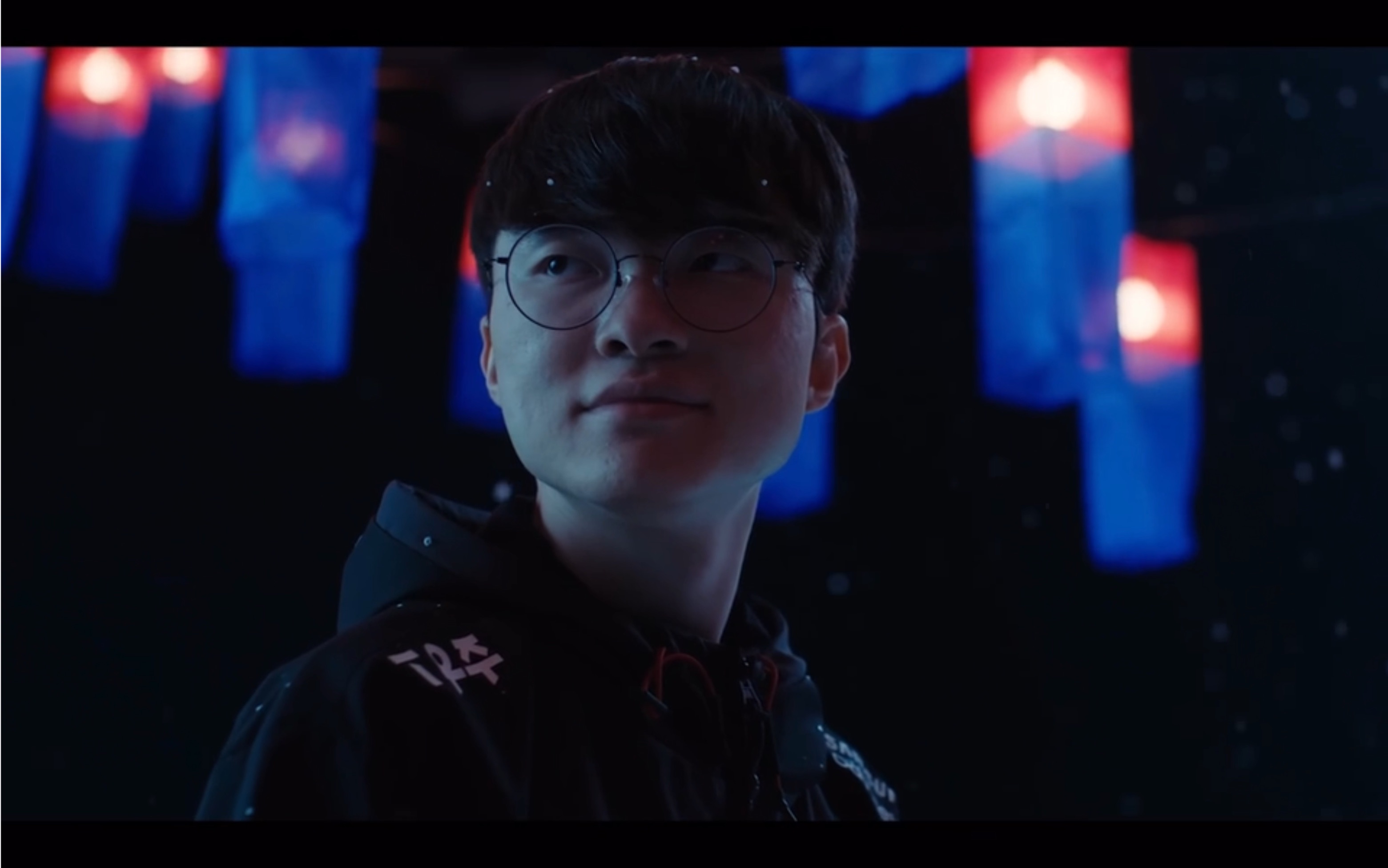 头同样亮眼